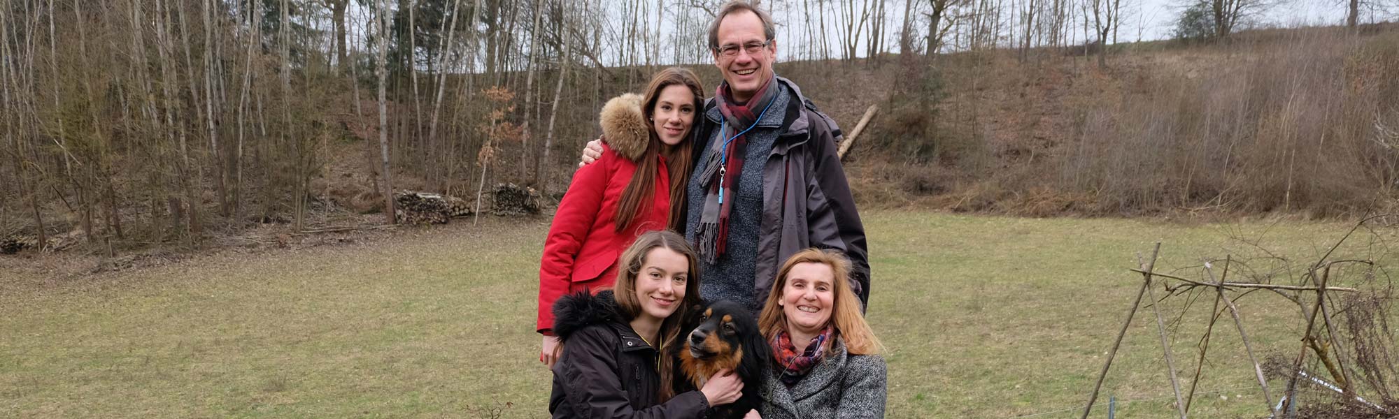 Familie Hieber mit Australian Sheperd Rüde Samson Familie Hieber mit Australian Sheperd Rüde Samson